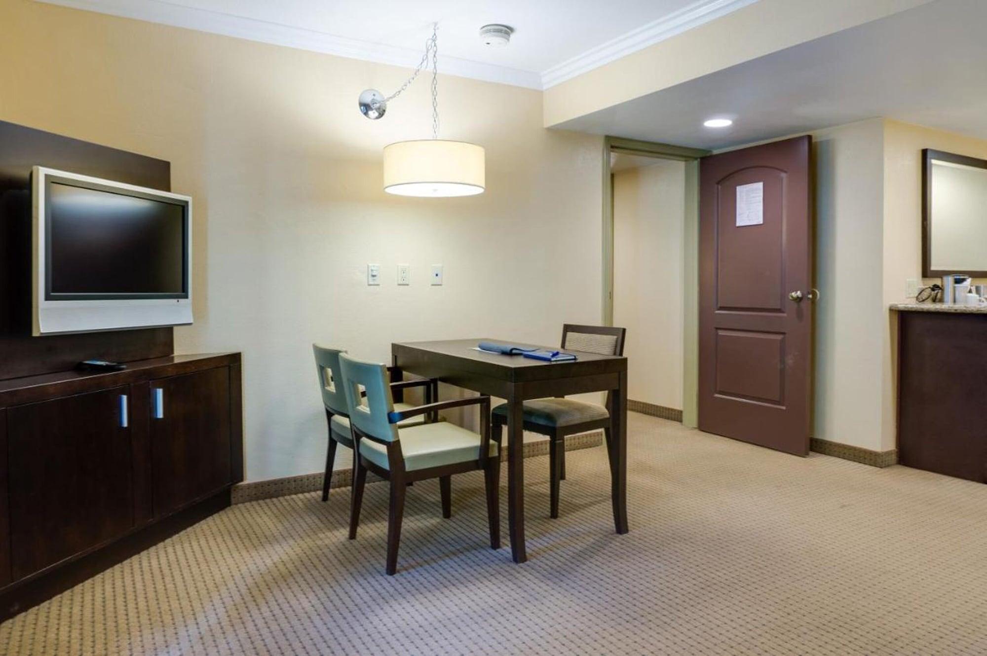 Buena Park Grand Hotel & Suites מראה חיצוני תמונה