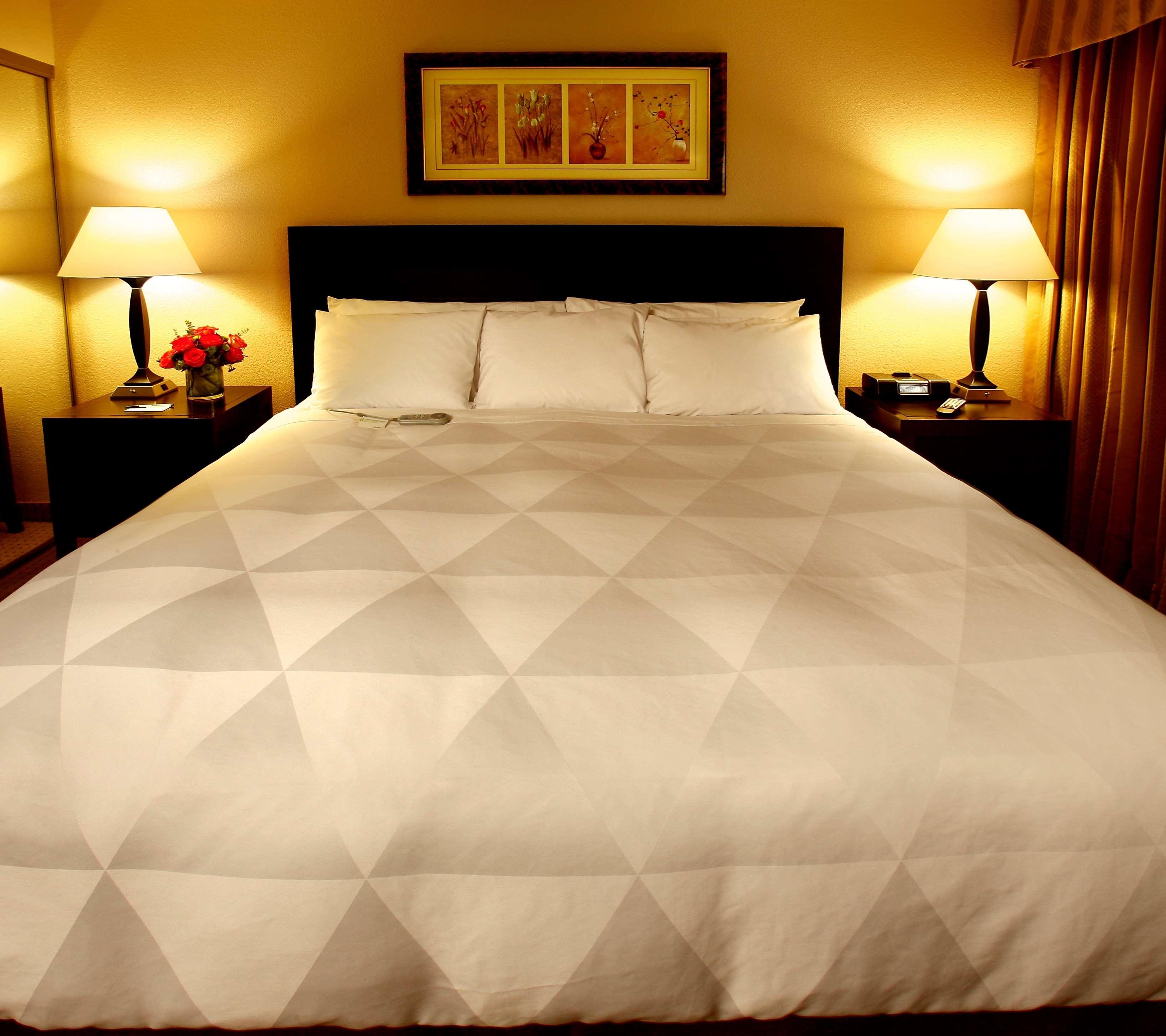 Buena Park Grand Hotel & Suites מראה חיצוני תמונה
