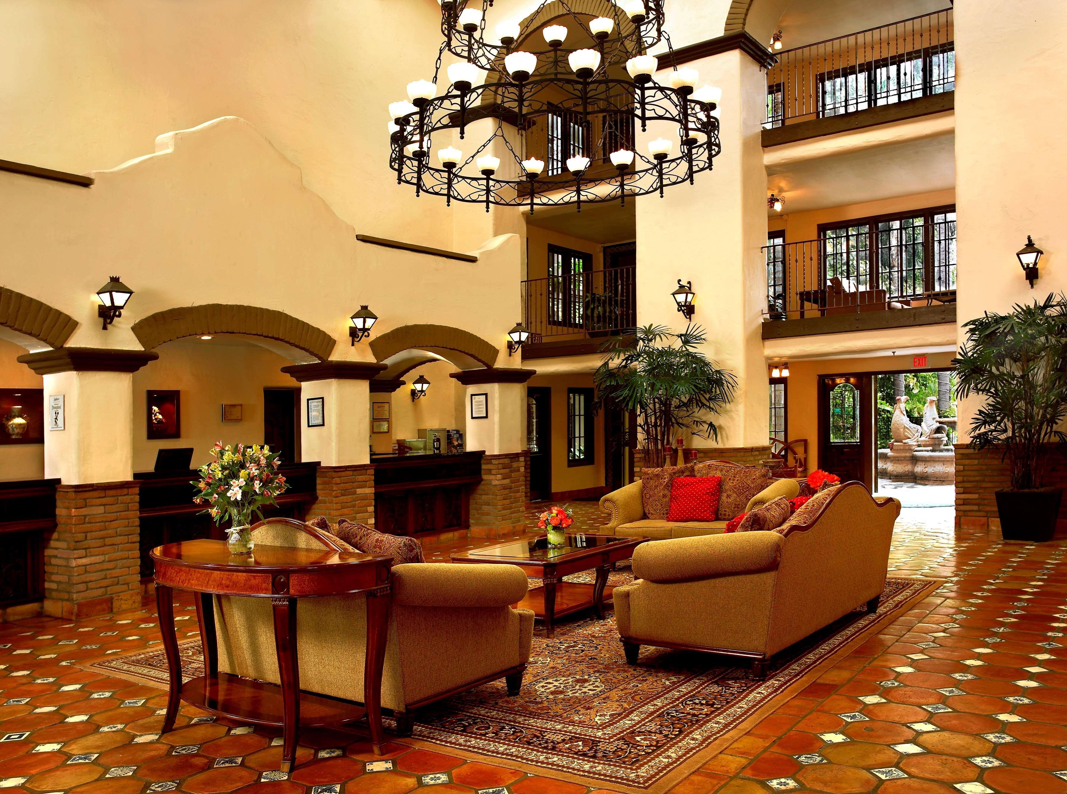 Buena Park Grand Hotel & Suites מראה חיצוני תמונה