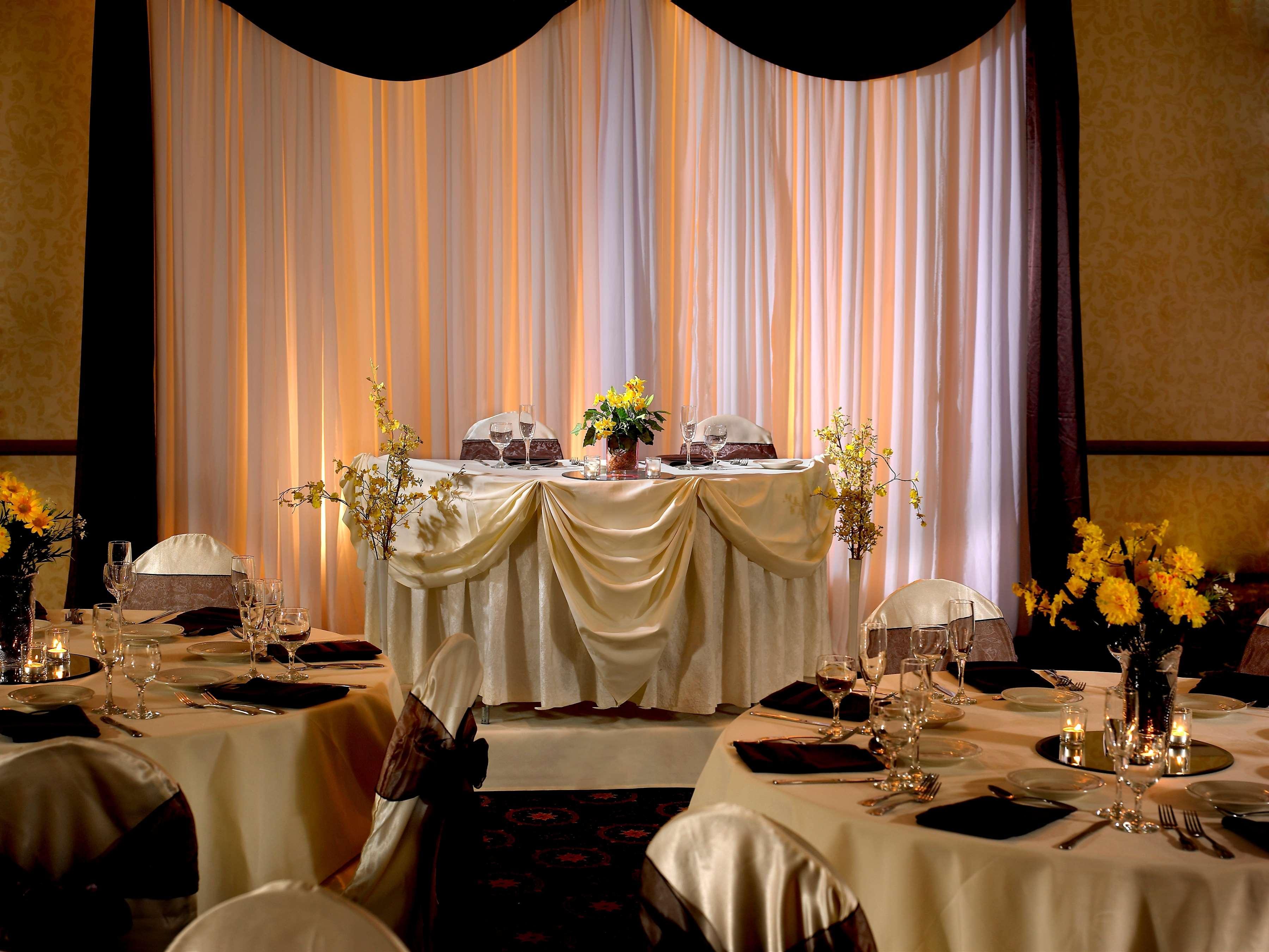 Buena Park Grand Hotel & Suites מראה חיצוני תמונה